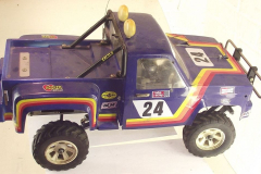 Kyosho-Robbe_Ford_4x4_020