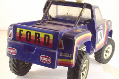 Kyosho-Robbe_Ford_4x4_038