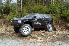 Kyosho_Nissan_Terrano_Pathfinder_08